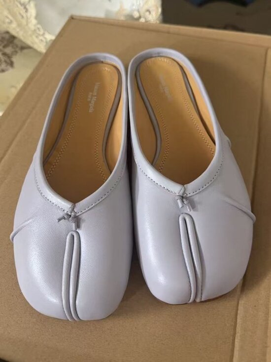 Maison Martin Margiela Shoes - Maison Margiela Tabi Ballet Flats Women's Flats in Purple